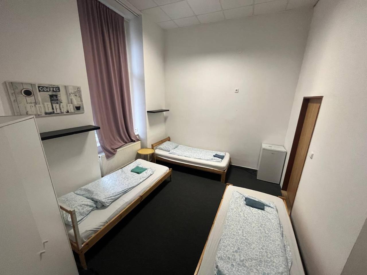 Rooms Veveri - Uvoz, 10 Min Peski Do Centru Brno Buitenkant foto