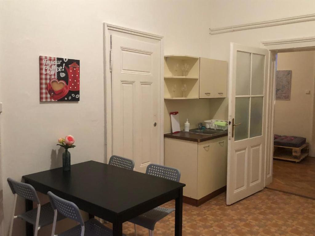 Rooms Veveri - Uvoz, 10 Min Peski Do Centru Brno Buitenkant foto