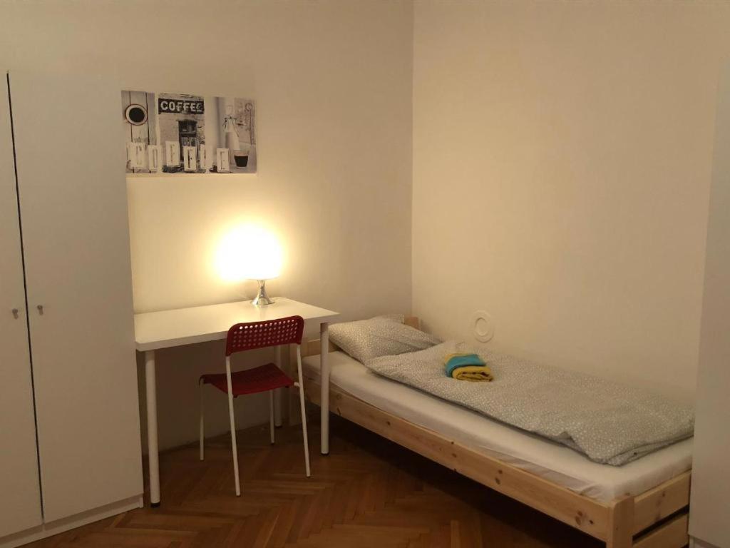 Rooms Veveri - Uvoz, 10 Min Peski Do Centru Brno Buitenkant foto