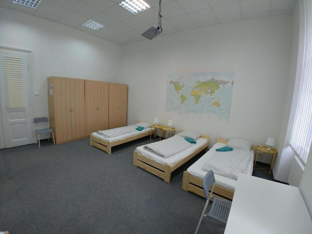 Rooms Veveri - Uvoz, 10 Min Peski Do Centru Brno Buitenkant foto